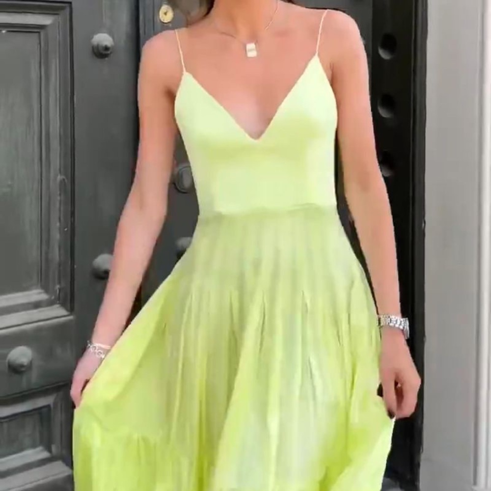 Alex Perry NWT Silk Satin Bikini Tier Ankle Length Dress in Lemon 8 - Picture 14 of 17